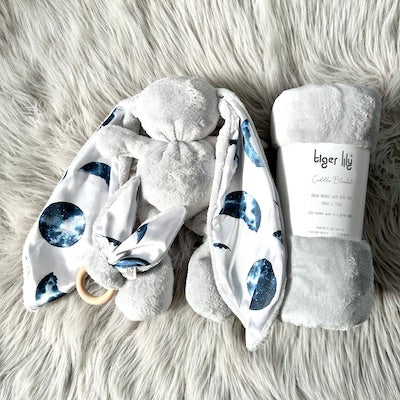 Grey and Moons Bunny Gift Set includes: Ears teether, Bunny and Fleece blanket.