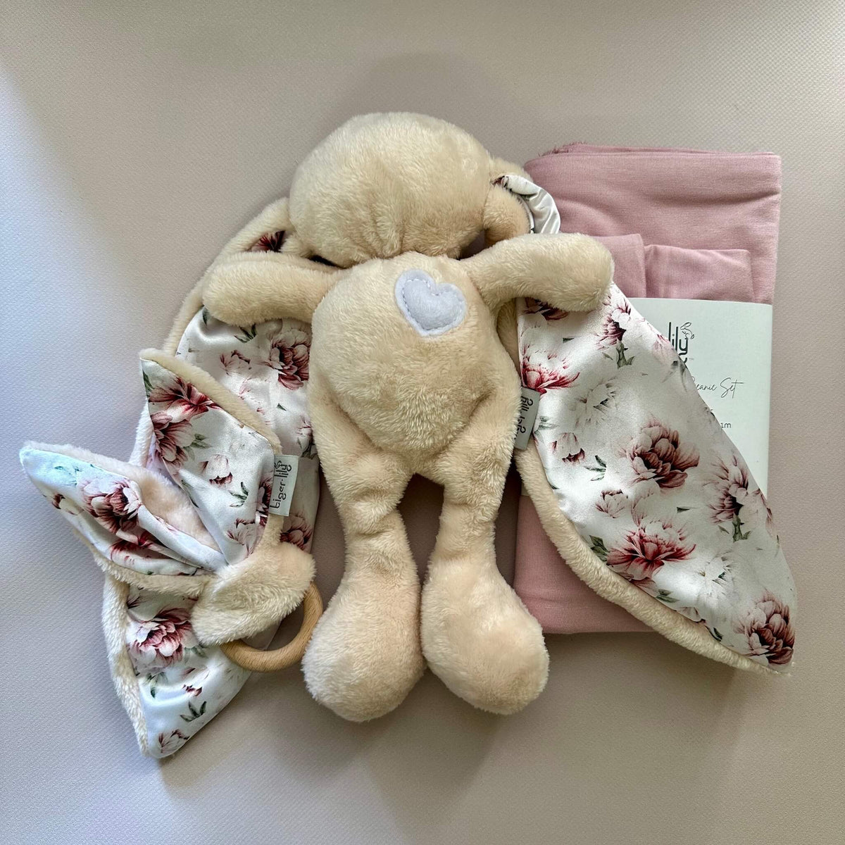 Gift Set - Bunny & Swaddle Set (Free Shipping)