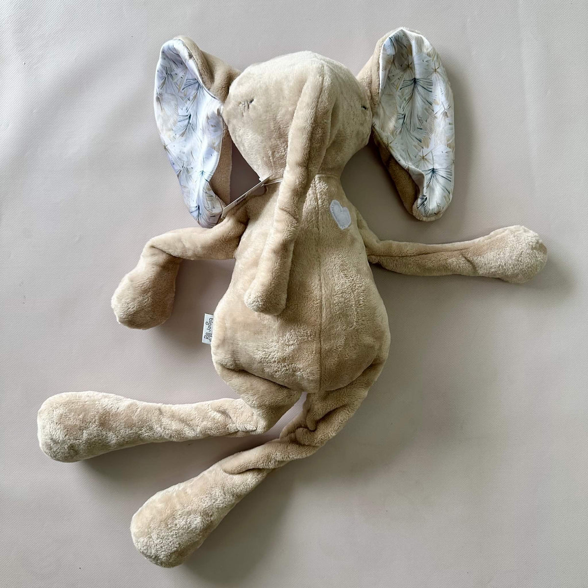 Huggable Ellie - 70cm (free shipping)