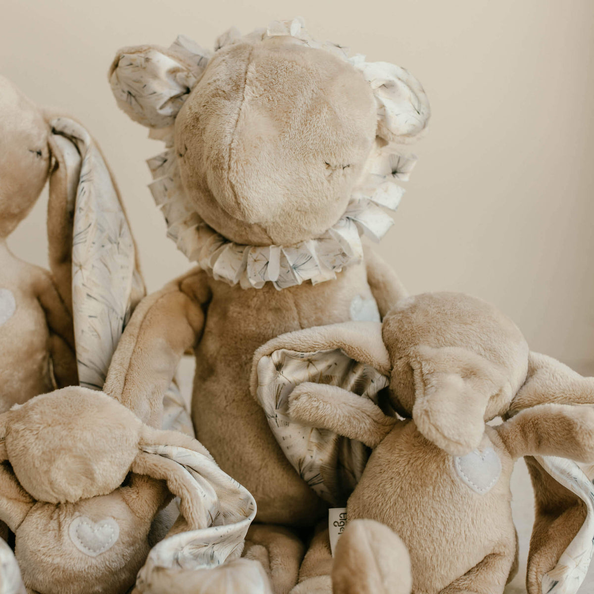 Huggable Lion - 70cm (free shipping)