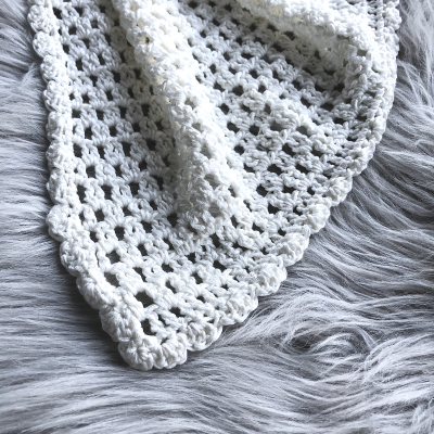 Milk crochet bamboo blanket