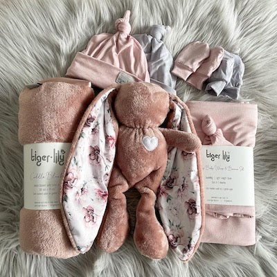 Blush and Peonies New Born Gift Set: Cuddle Bunny, a Fleece Blanket, a Swaddle Blanket & Beanie Set, 2 Newborn Beanies and 2 sets Newborn Mittens.